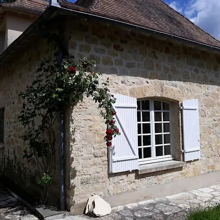 Grande Maison Quercynoise Avec Piscine * Figeac