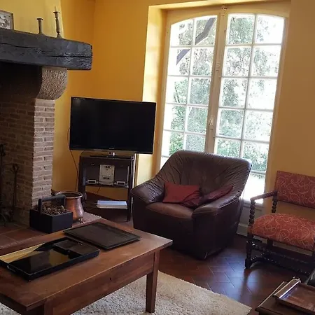 Grande Maison Quercynoise Avec Piscine Ferienhaus