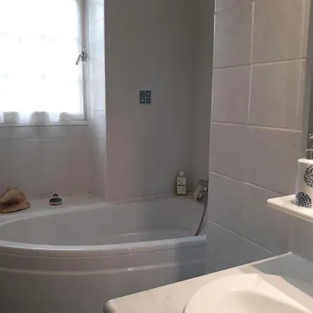 Grande Maison Quercynoise Avec Piscine *